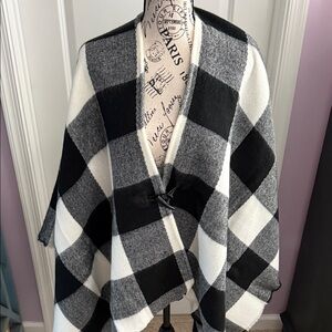 Summer & Rose Black and White Plaid Wrap